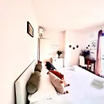 Casa Ai Giardini 2 * 루카