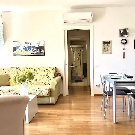 Apartment Casa Ai Giardini 2 Lucca