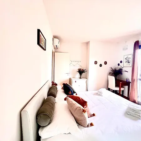 Casa Ai Giardini 2 * 루카